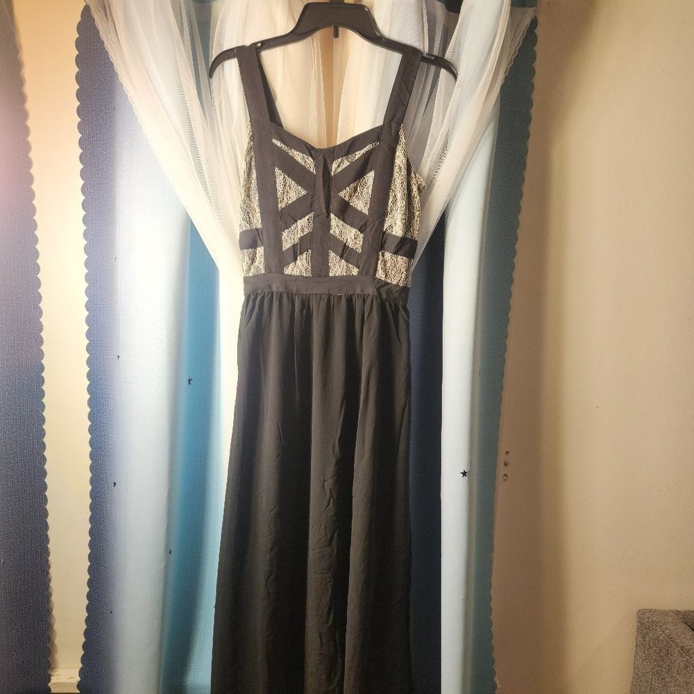 Lucy Paris Long amaxi dress with a laced bust, black/cream, size  Medium